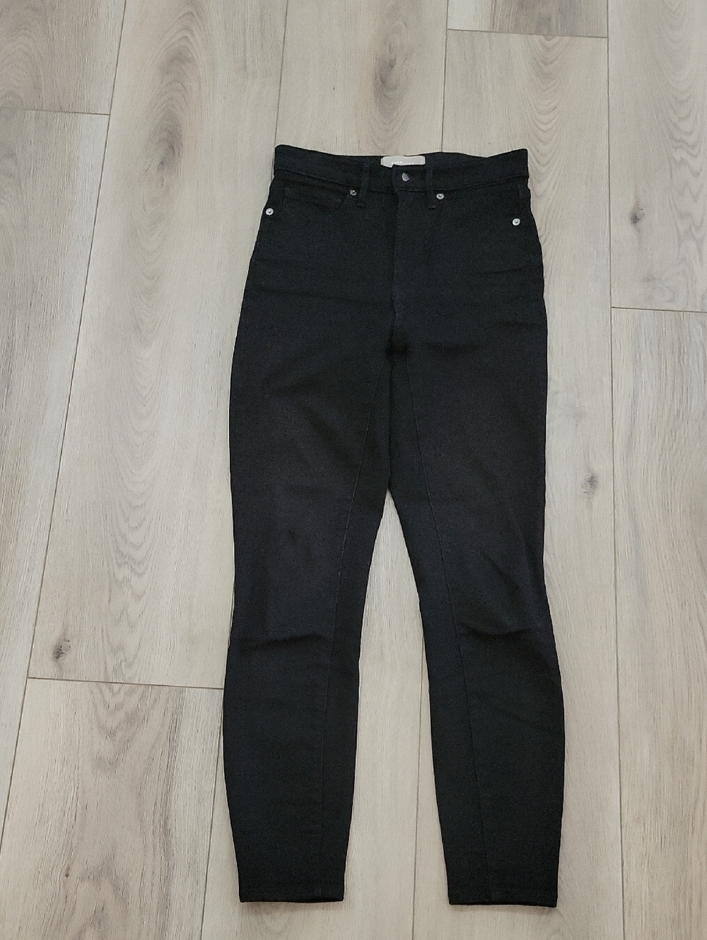 Everlane Women's Skinny Jeans in Black